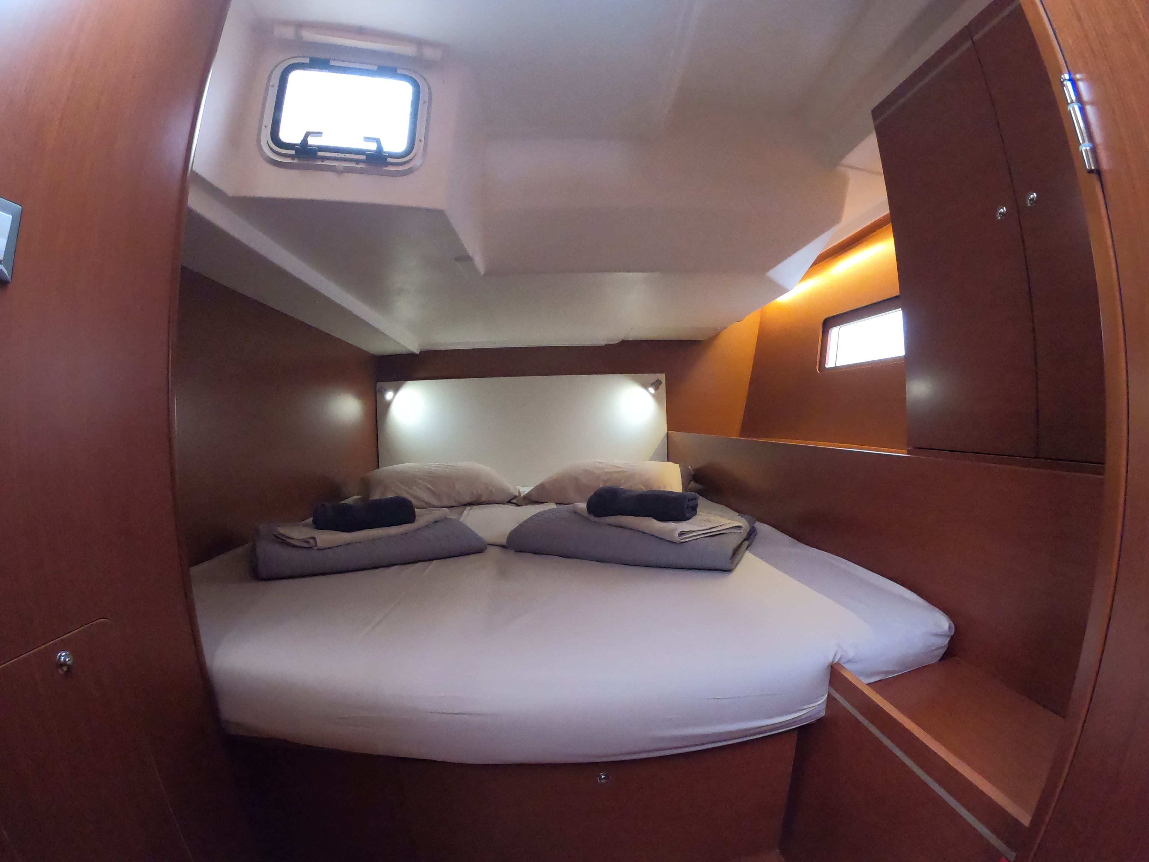 Oceanis 51.1 - photo 12