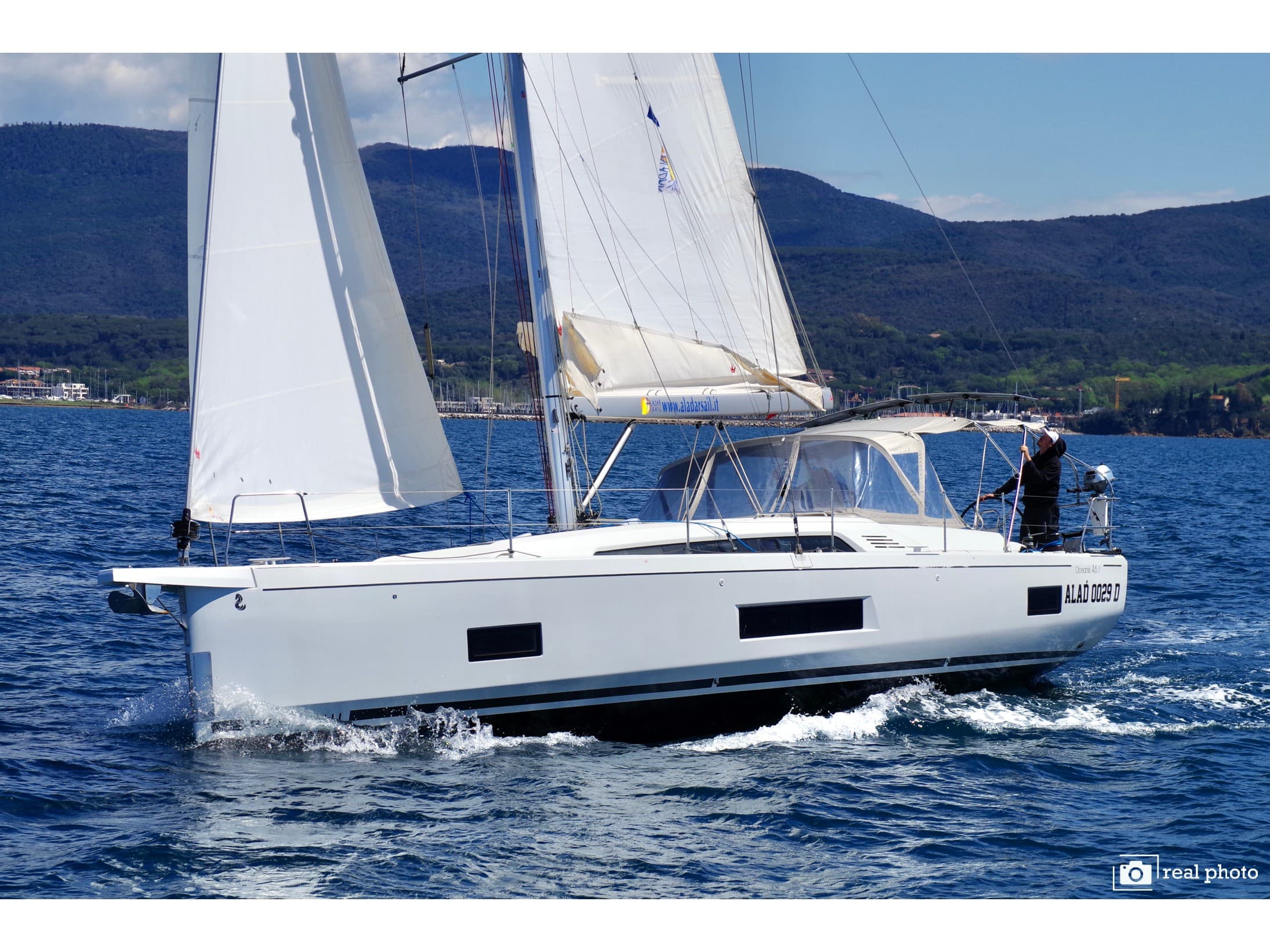 Oceanis 46.1 - photo
