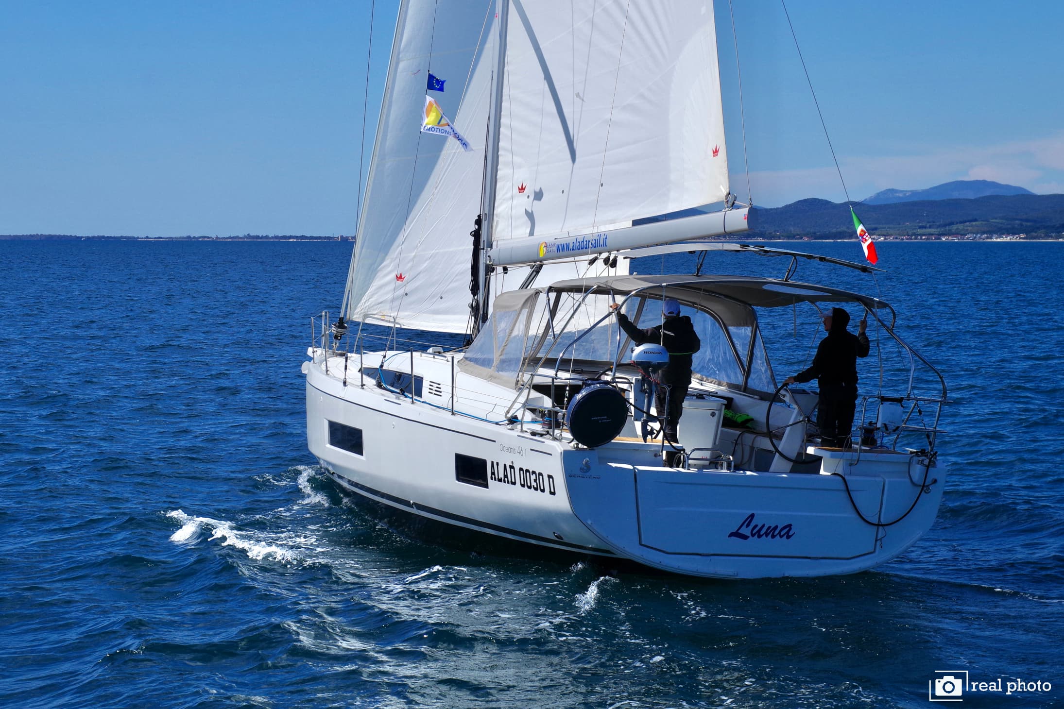 Oceanis 46.1 - photo 10