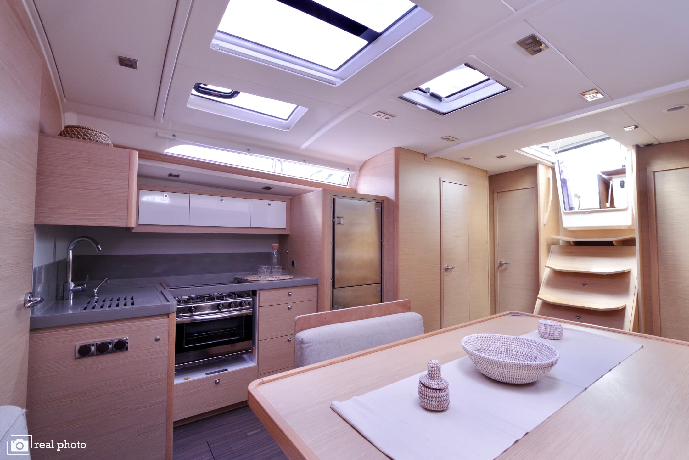 Dufour 470 - photo 11