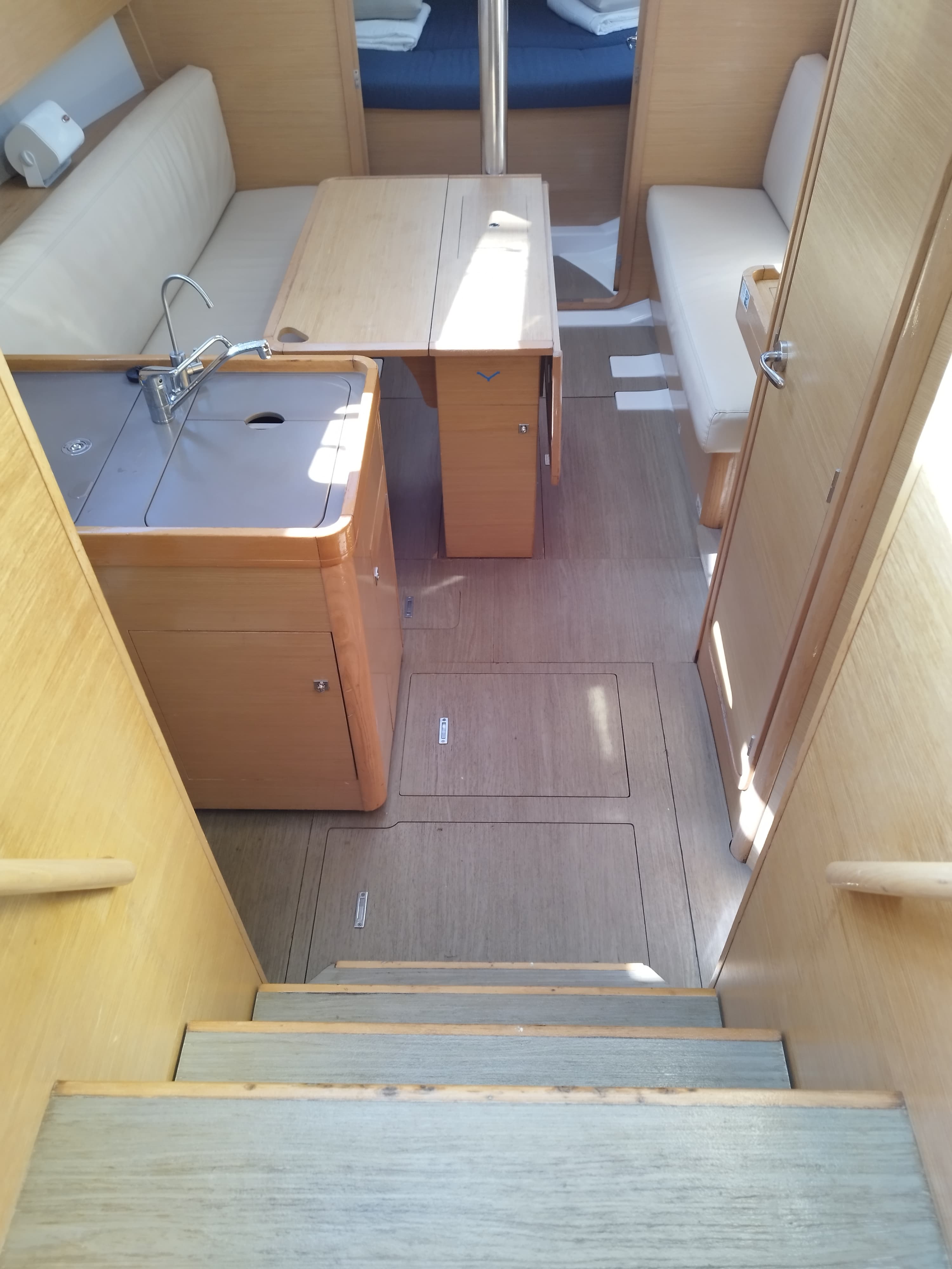 Dufour 360 Grand Large - photo 8