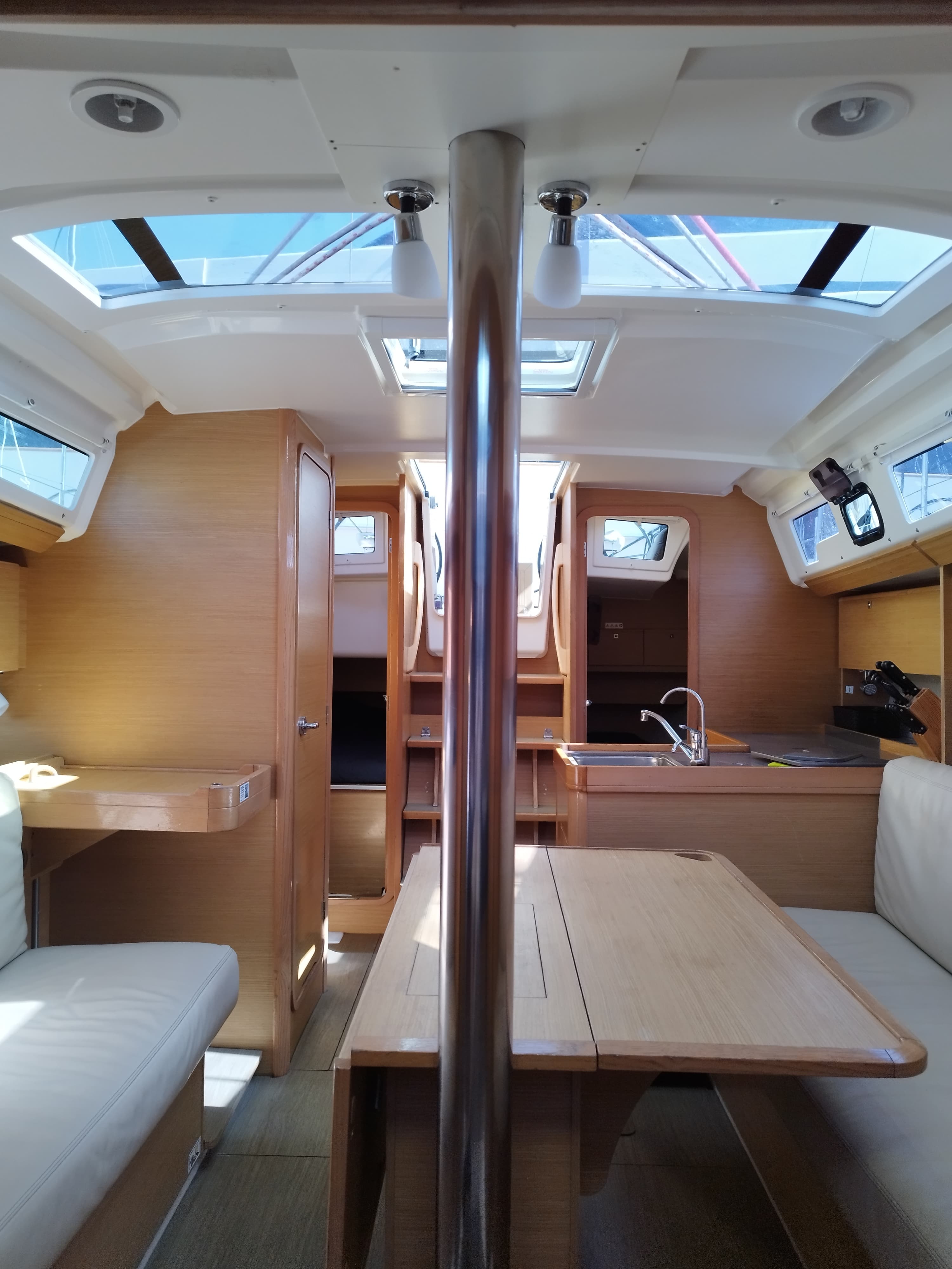 Dufour 360 Grand Large - photo 15