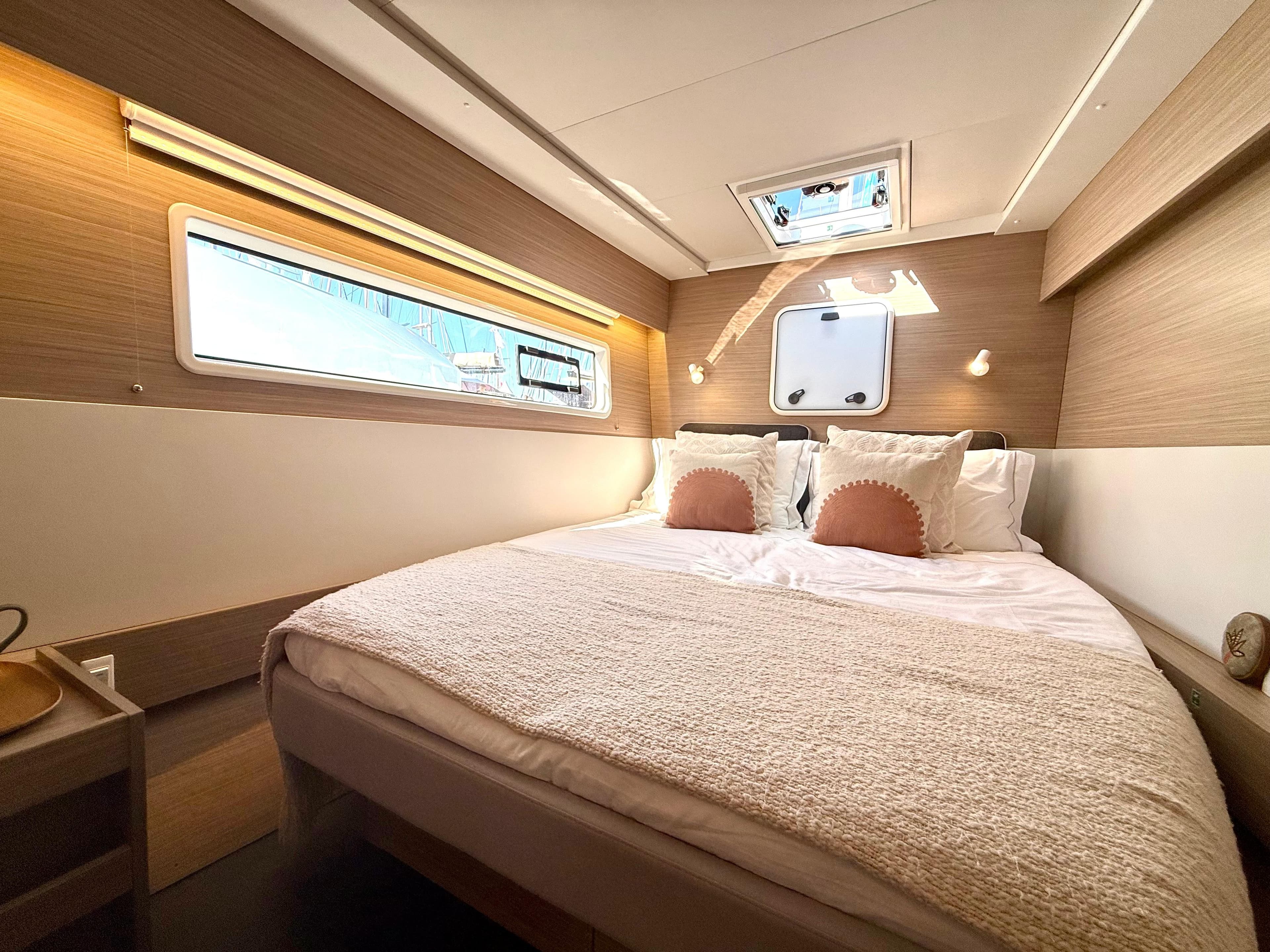 Lagoon 43 - photo 18