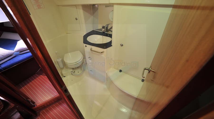 Bavaria 38 - photo 6