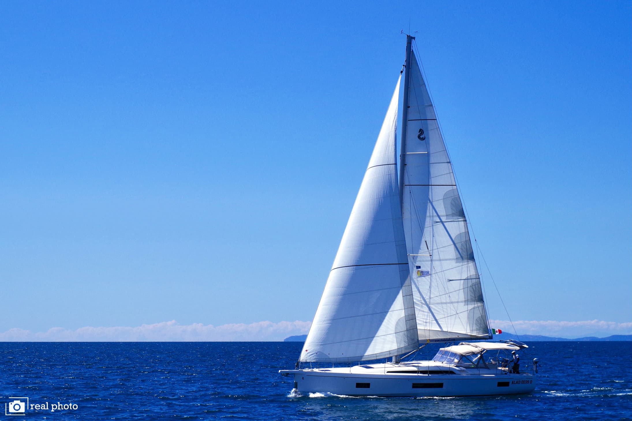 Oceanis 51.1 - photo 11