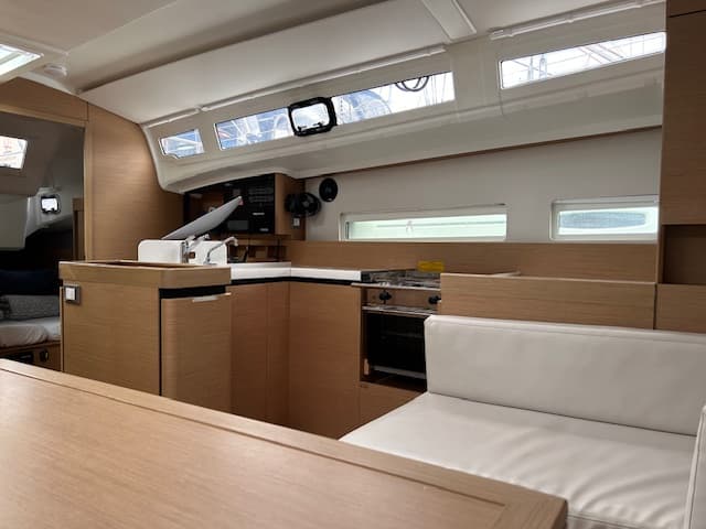 Sun Odyssey 410 - photo 10