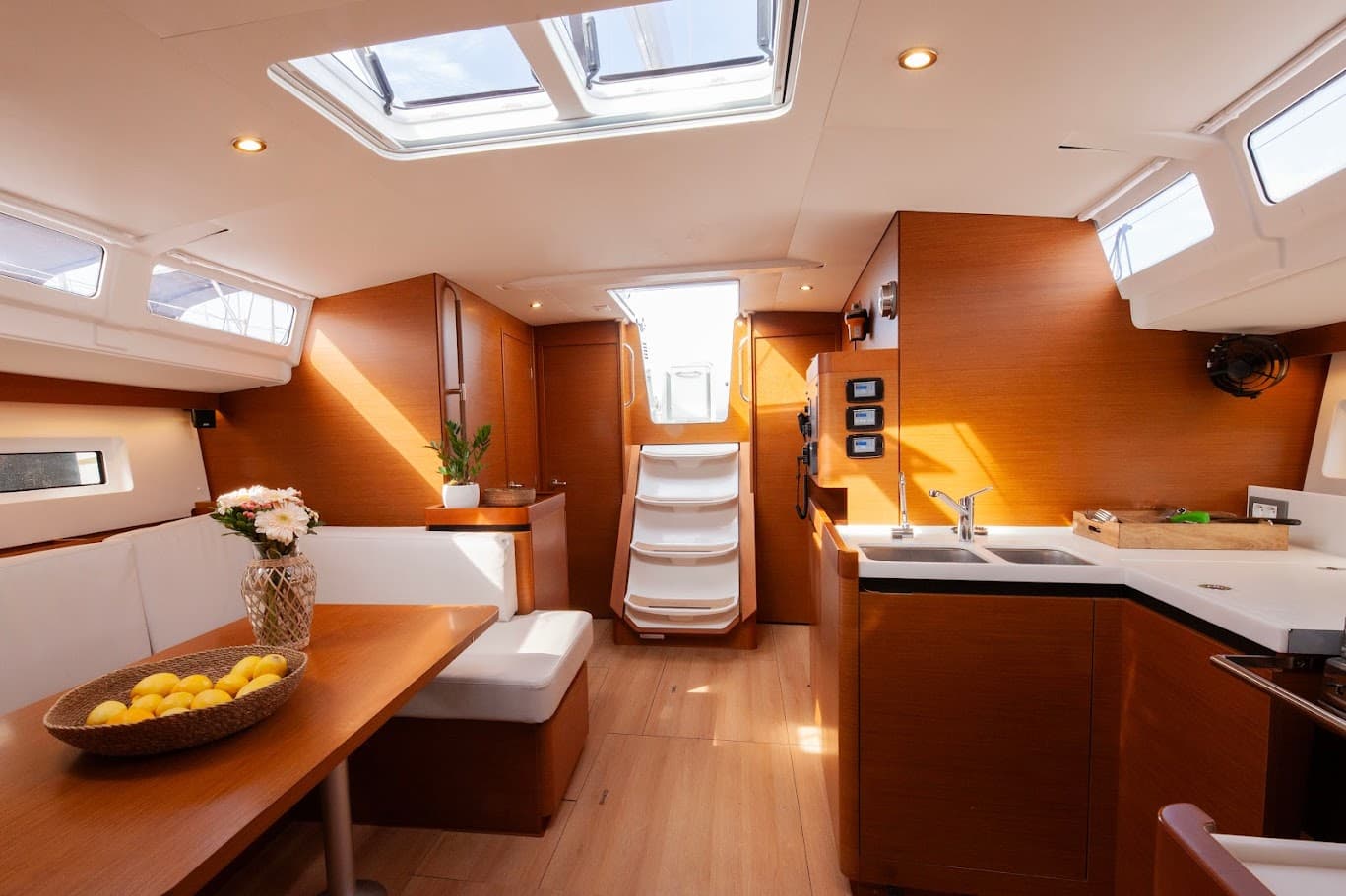 Sun Odyssey 490 - photo 8