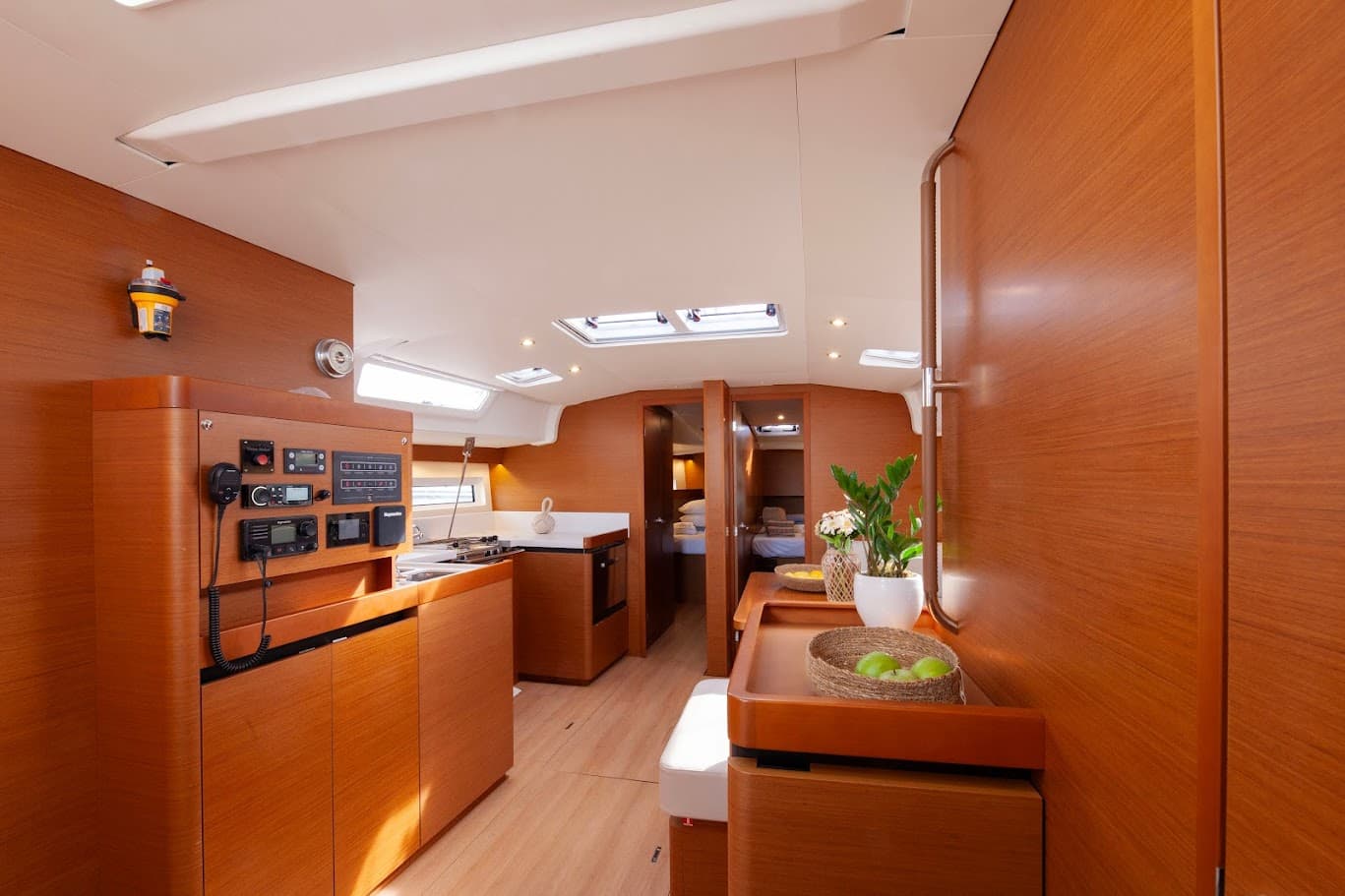 Sun Odyssey 490 - photo 4