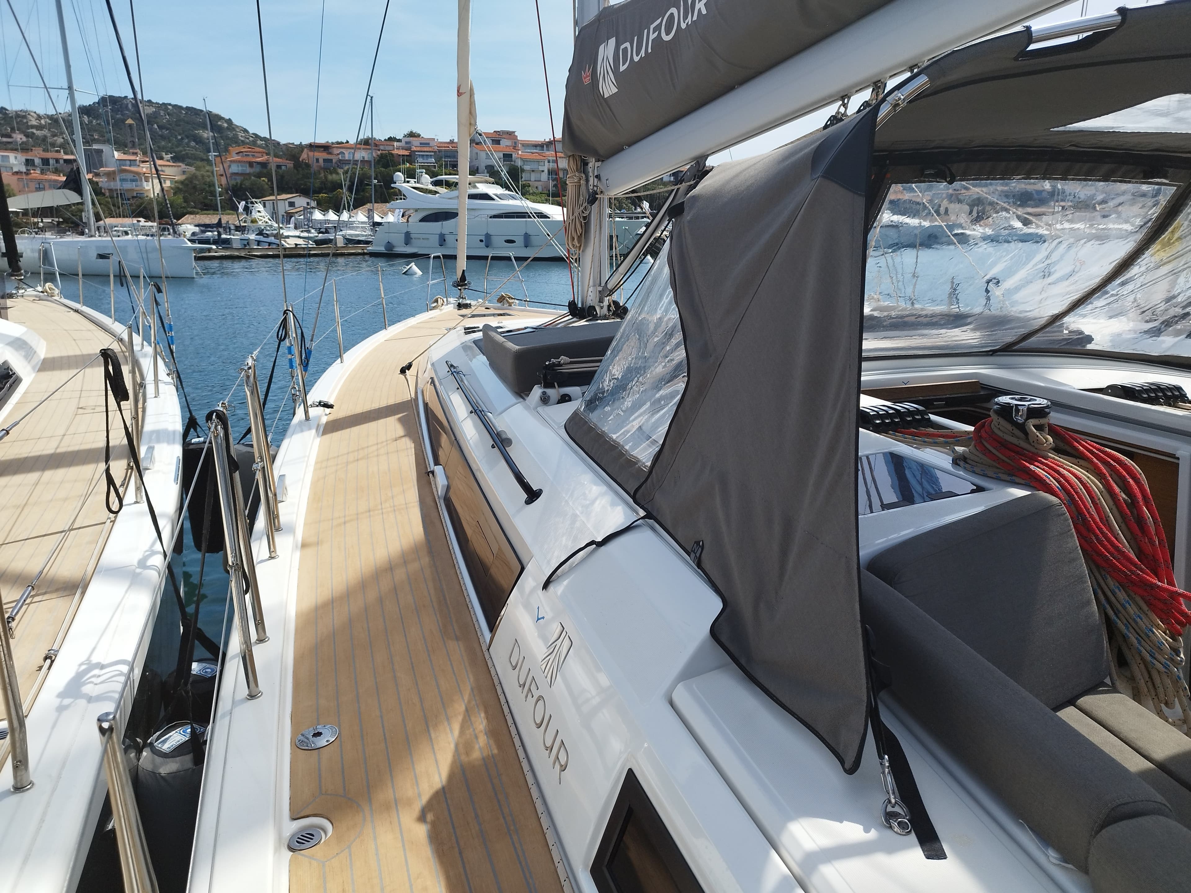 Dufour 470 - photo 12