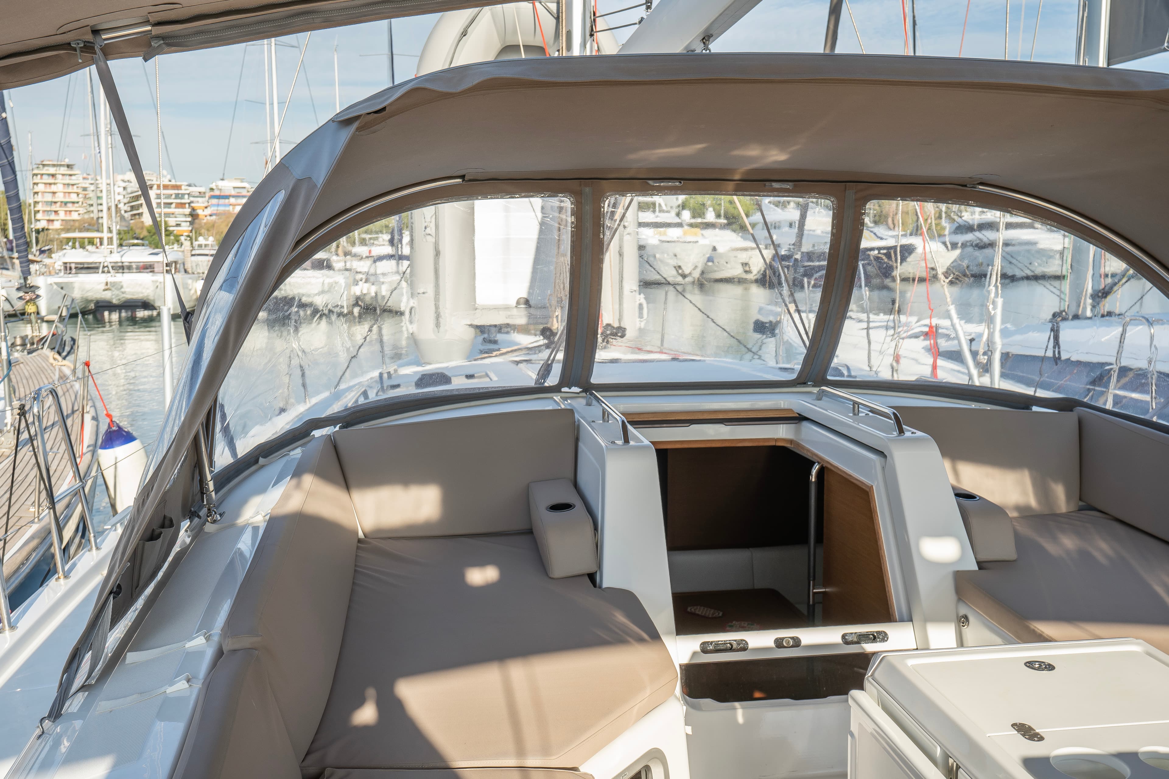 Jeanneau 54 - photo 19