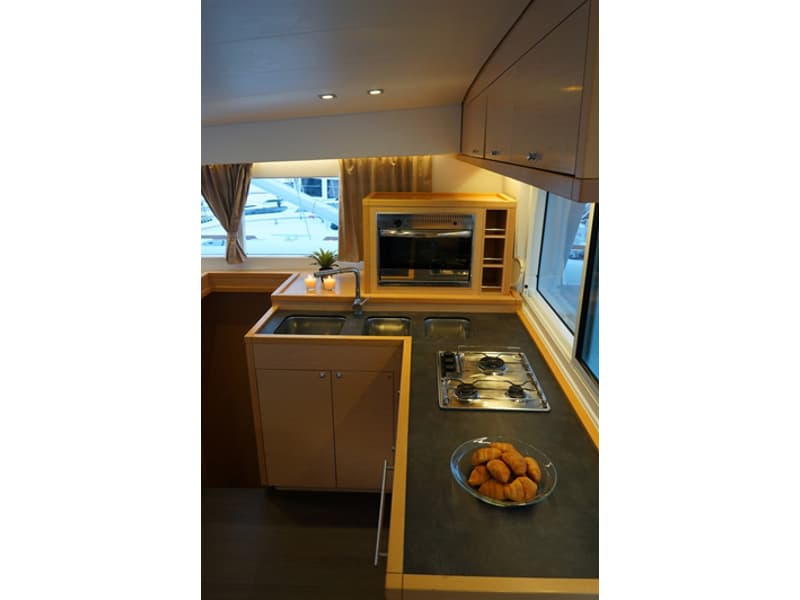 Lagoon 400 S2 - photo 8