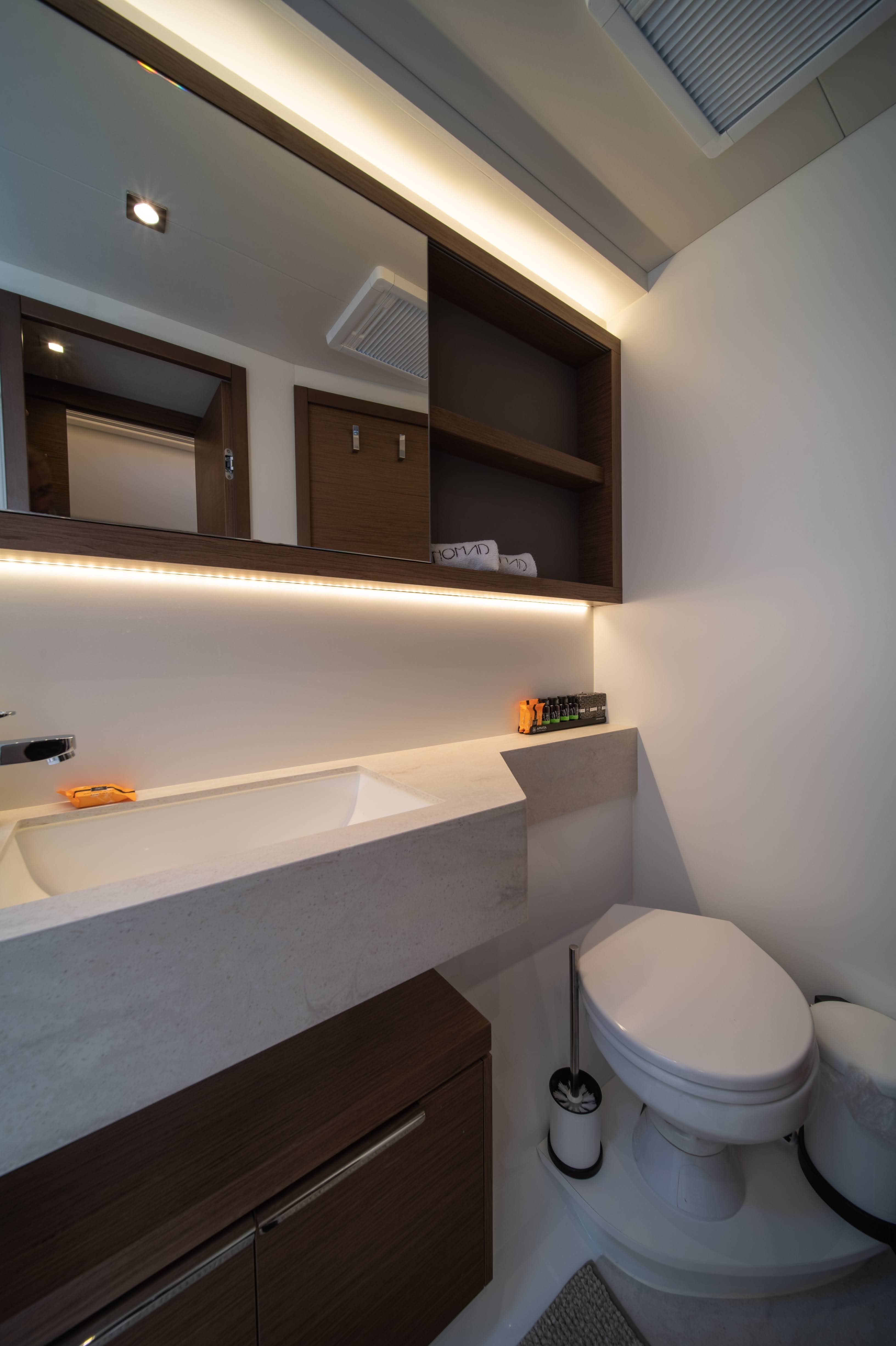 Lagoon 50 - photo 12