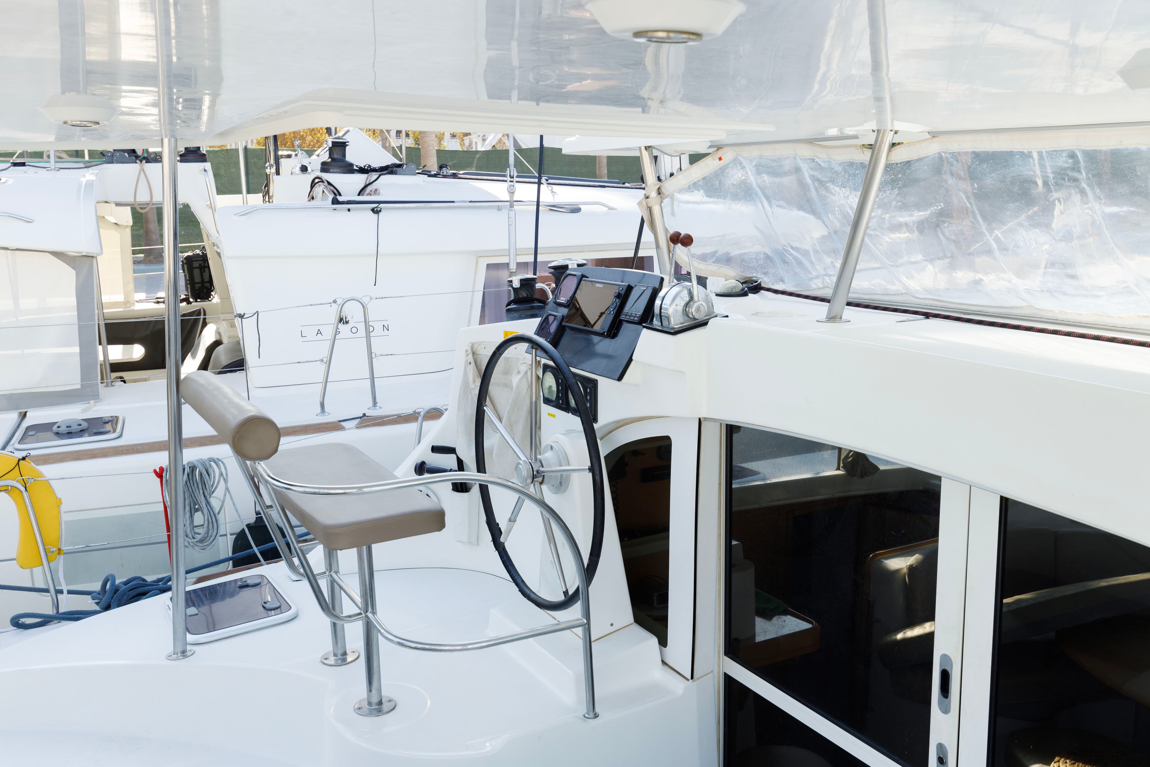 Lagoon 380 S2 - photo 5