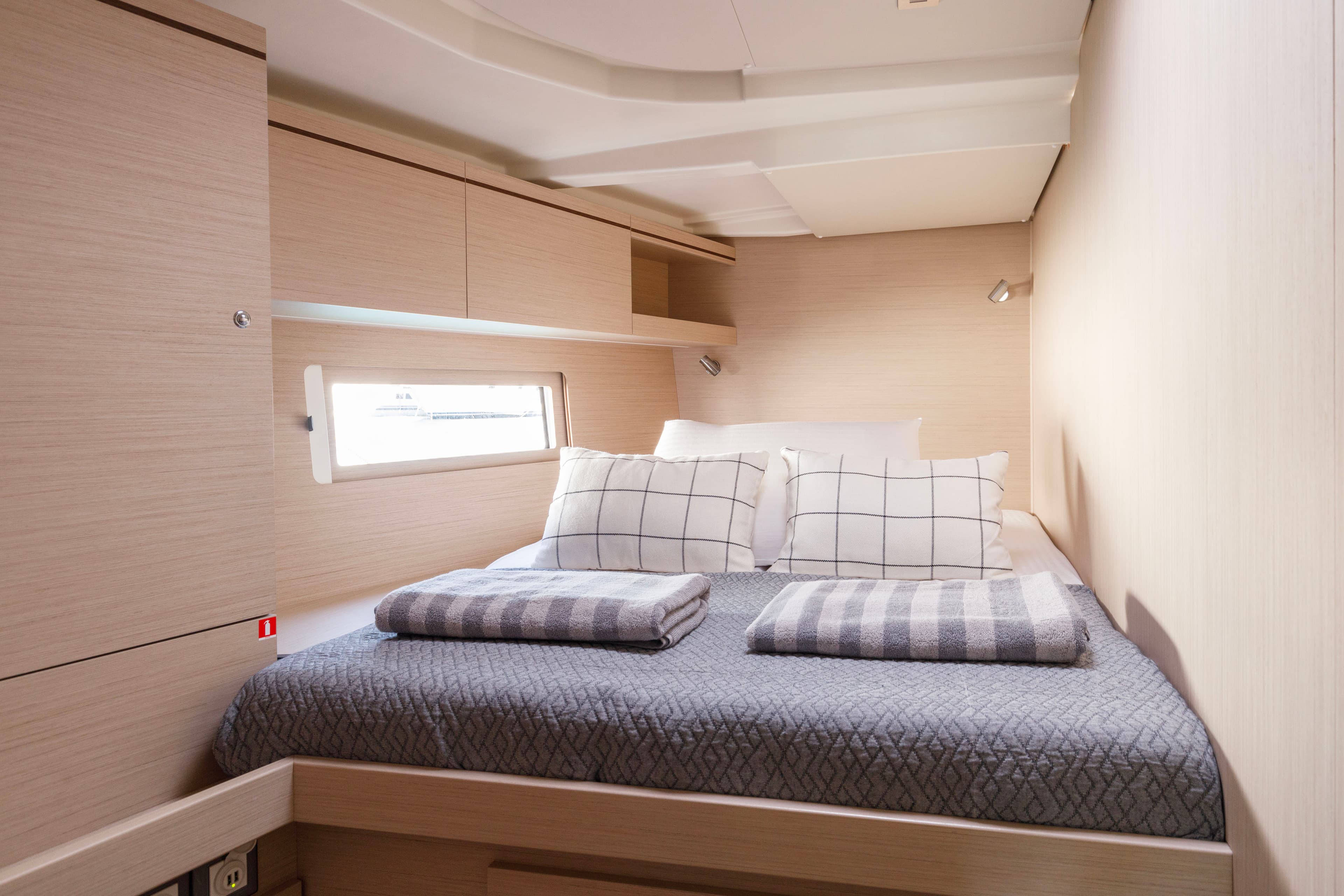 Oceanis 51.1 - photo 6