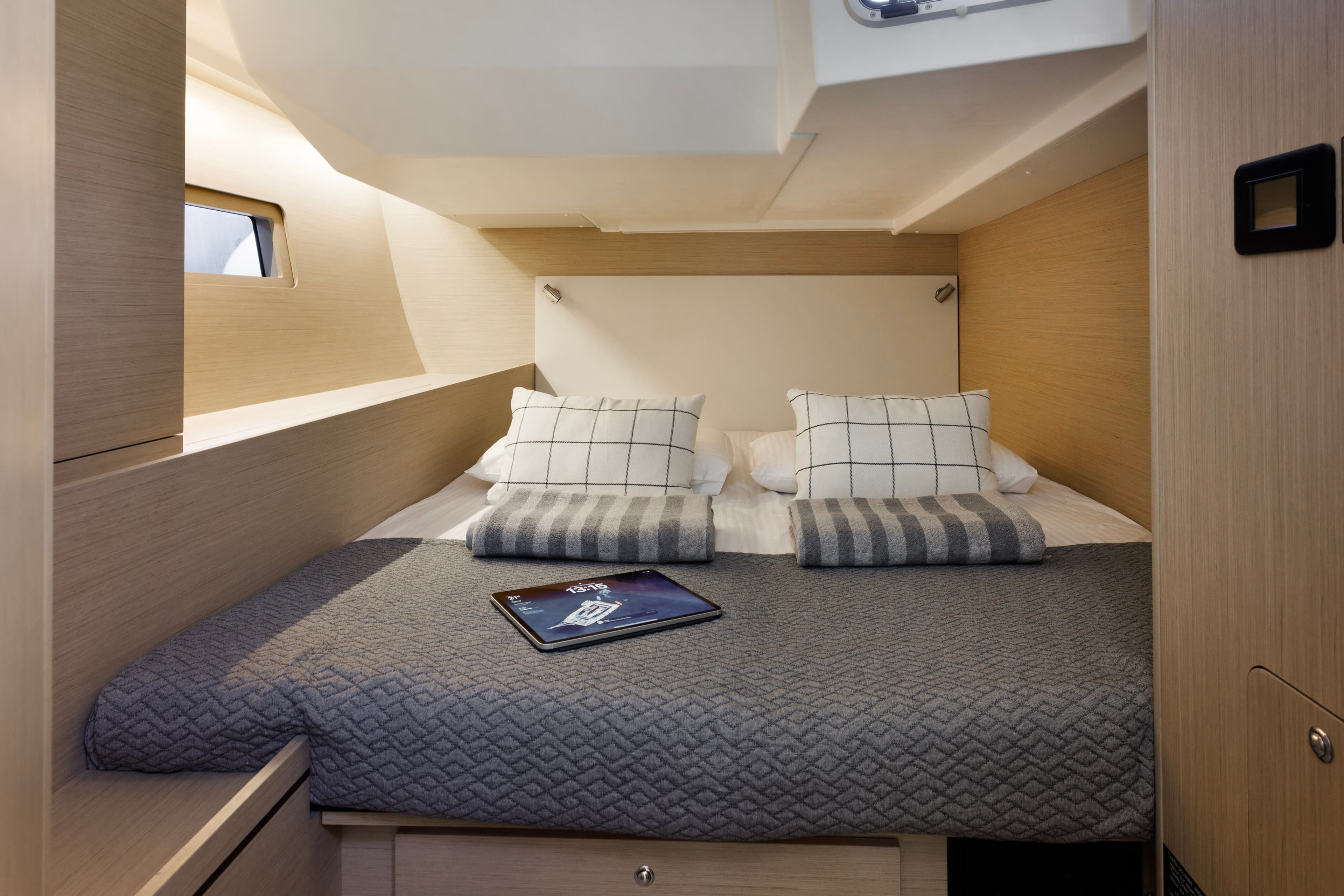 Oceanis 51.1 - photo 18