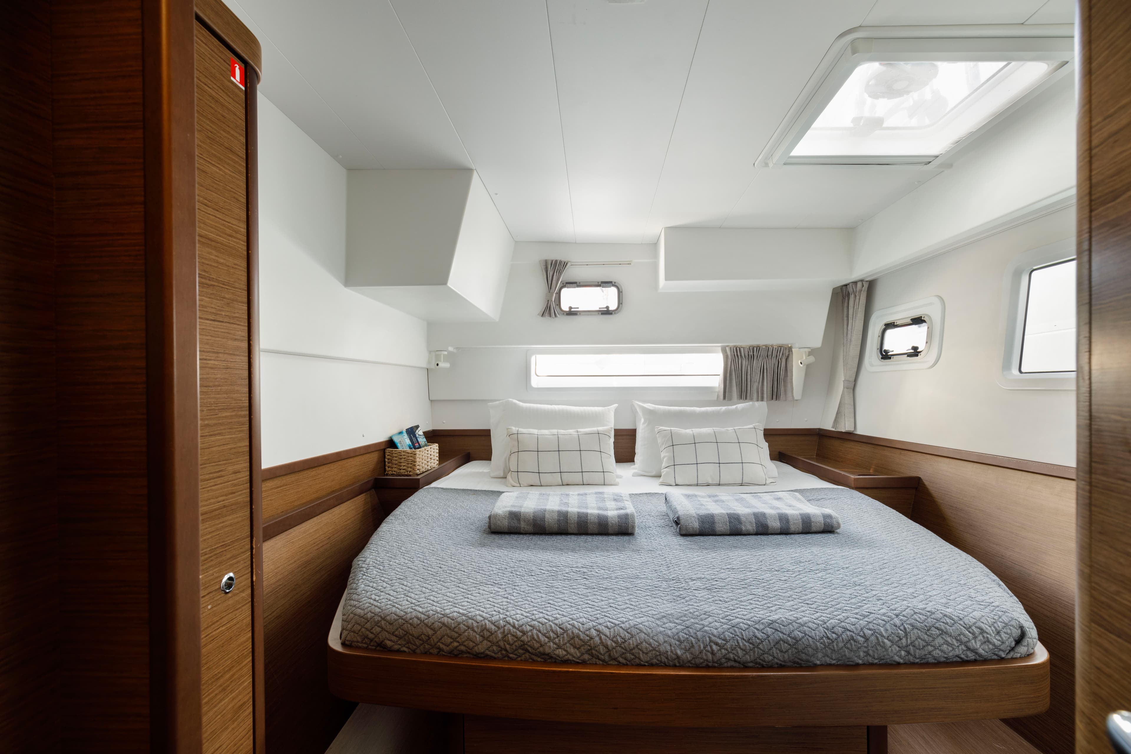 Lagoon 42 - photo 14