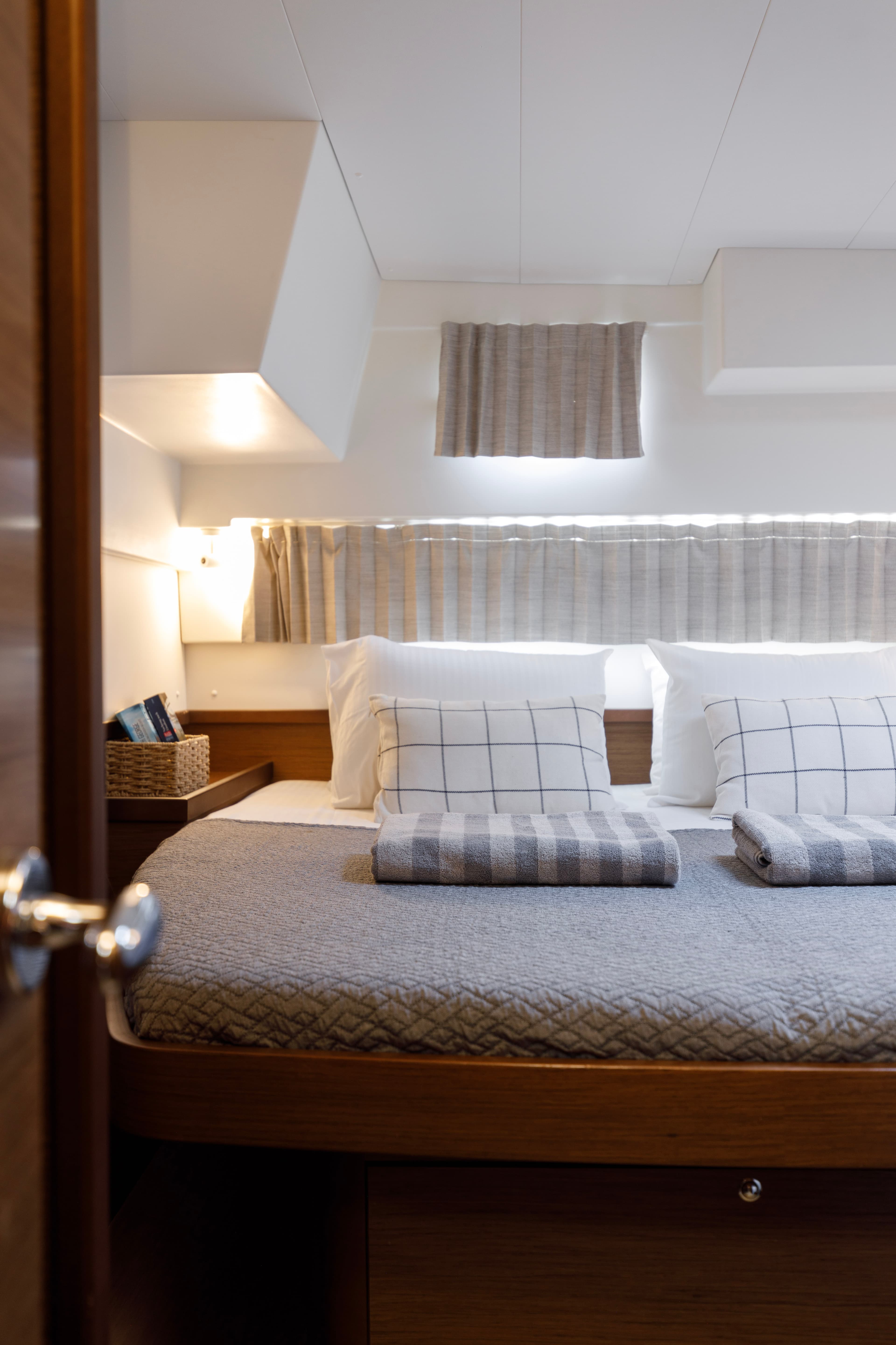 Lagoon 42 - photo 18