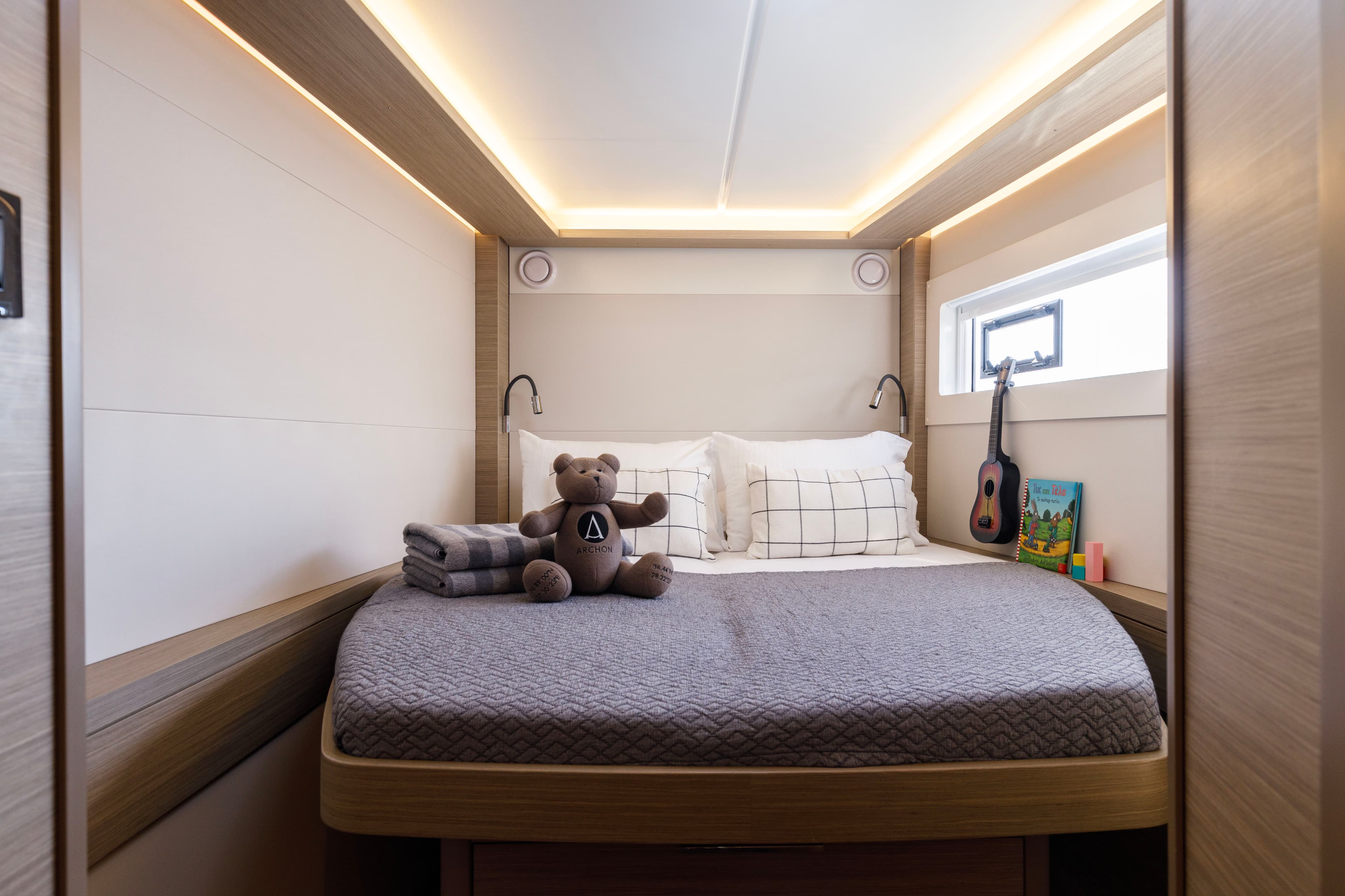 Lagoon 46  - photo 20