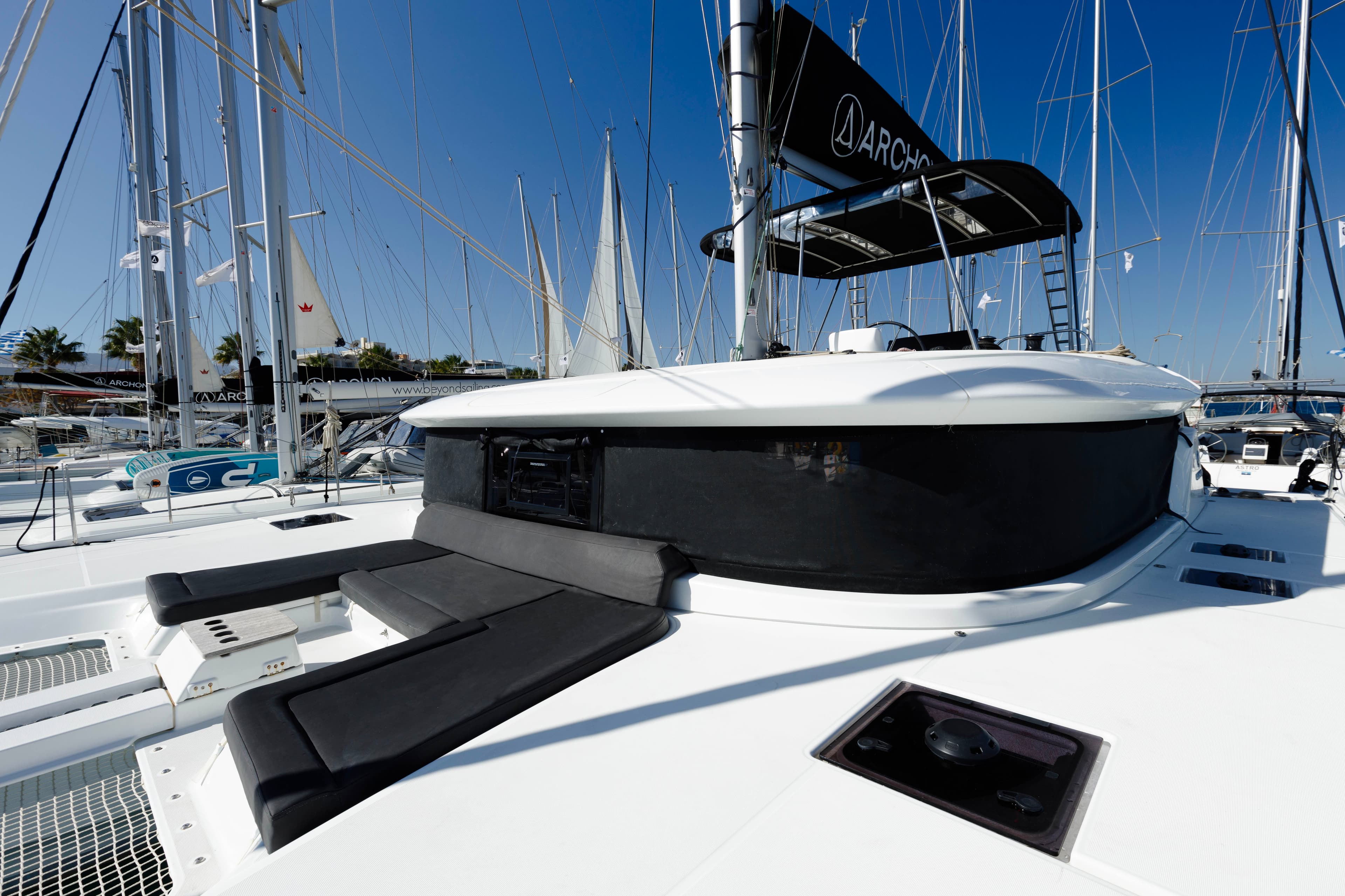 Lagoon 46  - photo 9