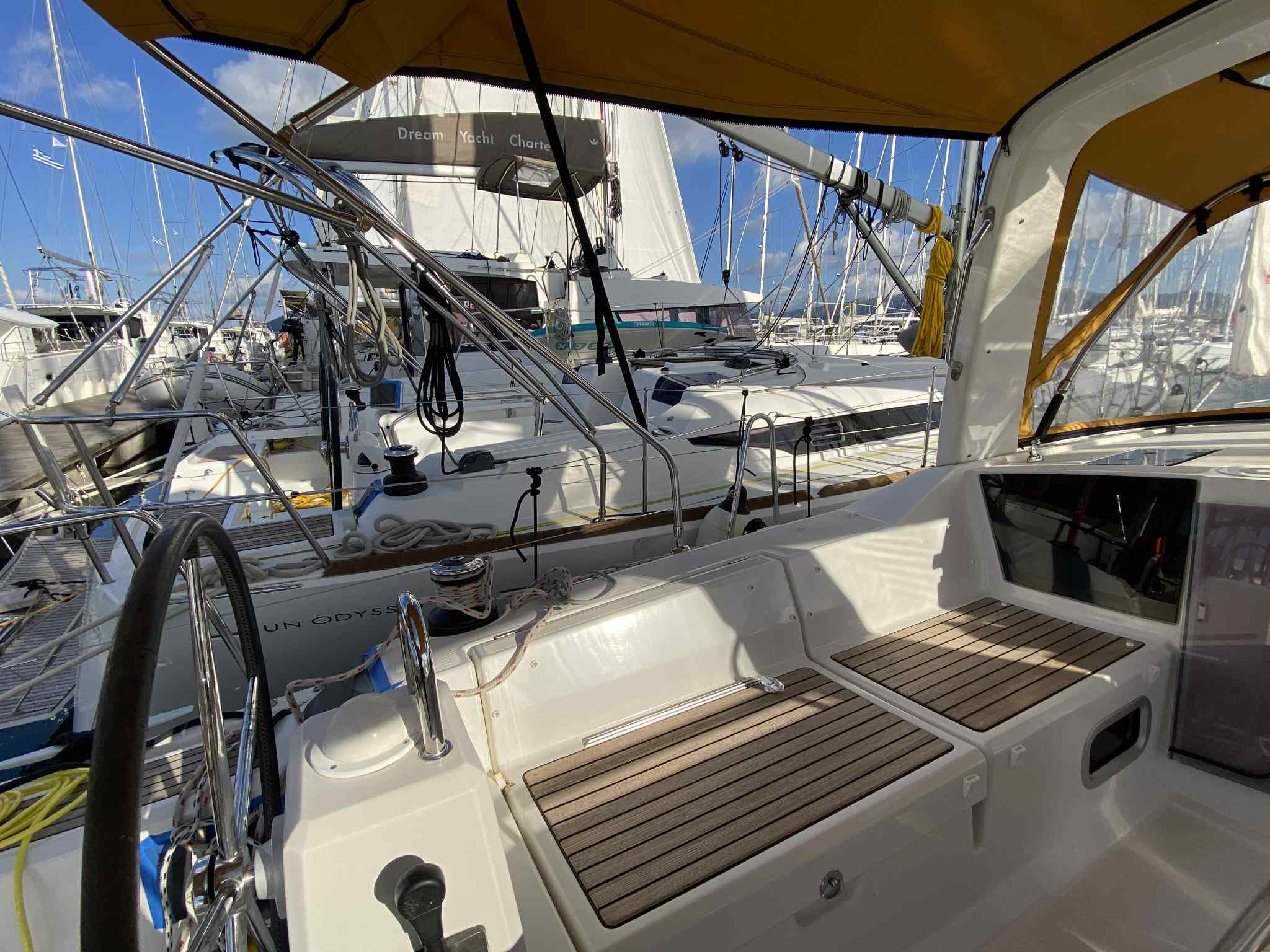 Oceanis 41.1 - photo 10