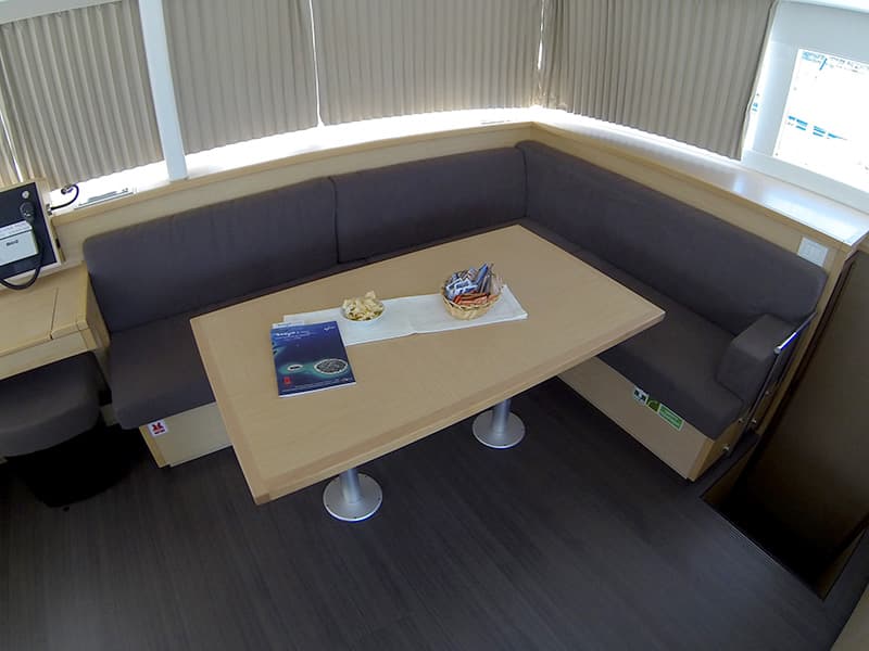 Lagoon 450 - photo 16