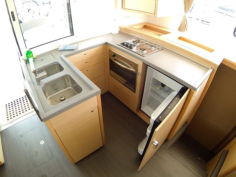 Lagoon 450 - photo 18