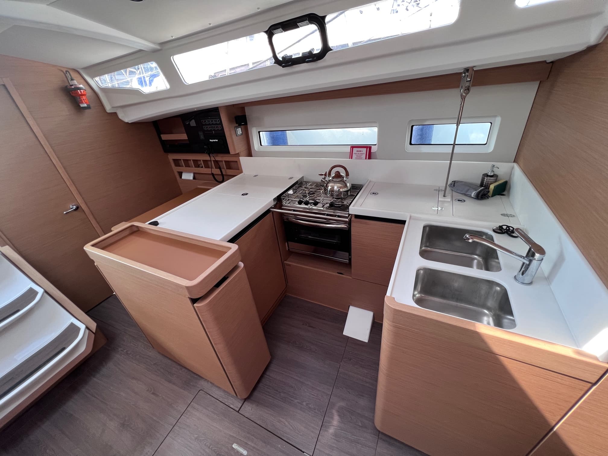 Sun Odyssey 440 - photo 9
