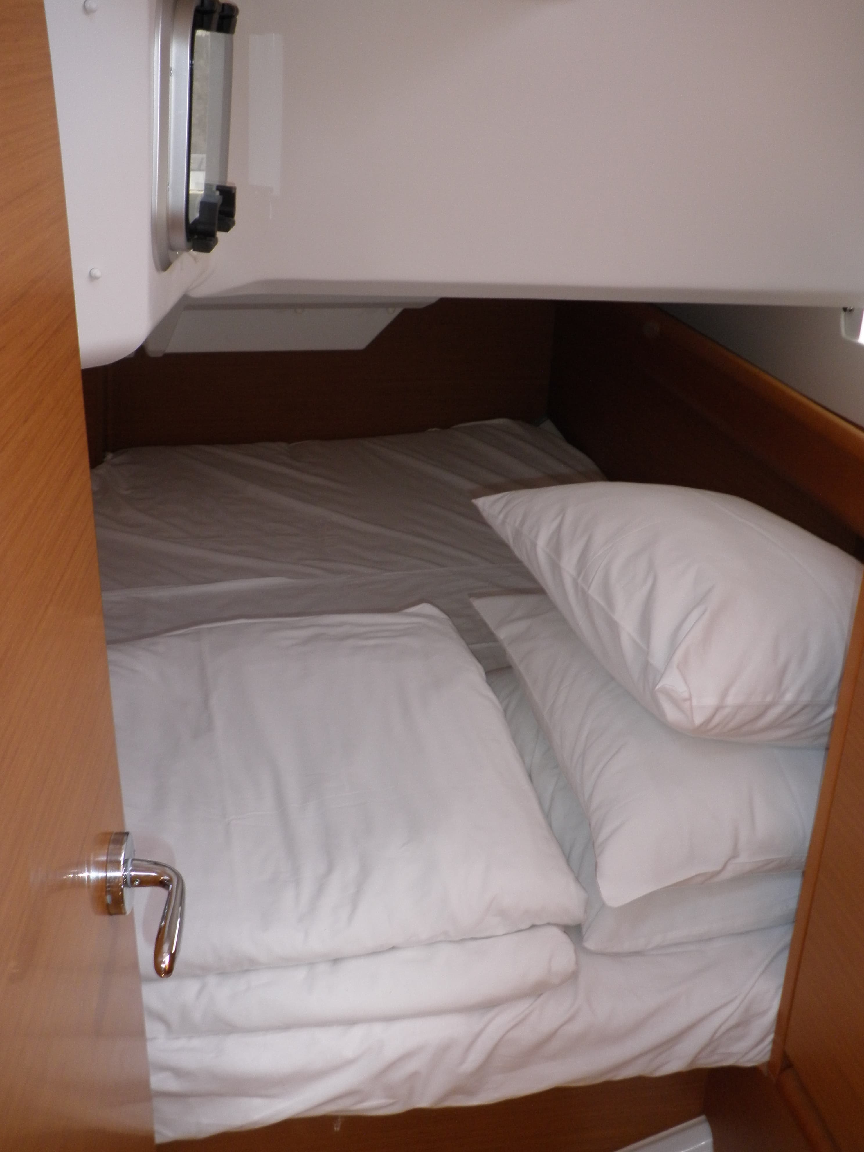 Sun Odyssey 379 - photo 11