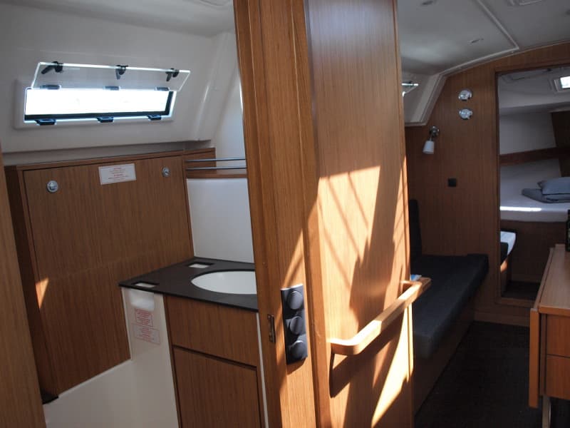 Bavaria Cruiser 36 - photo 7