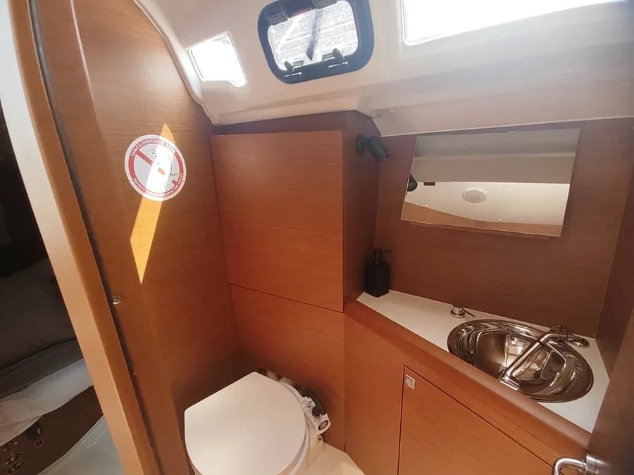 Sun Odyssey 349 - photo 5