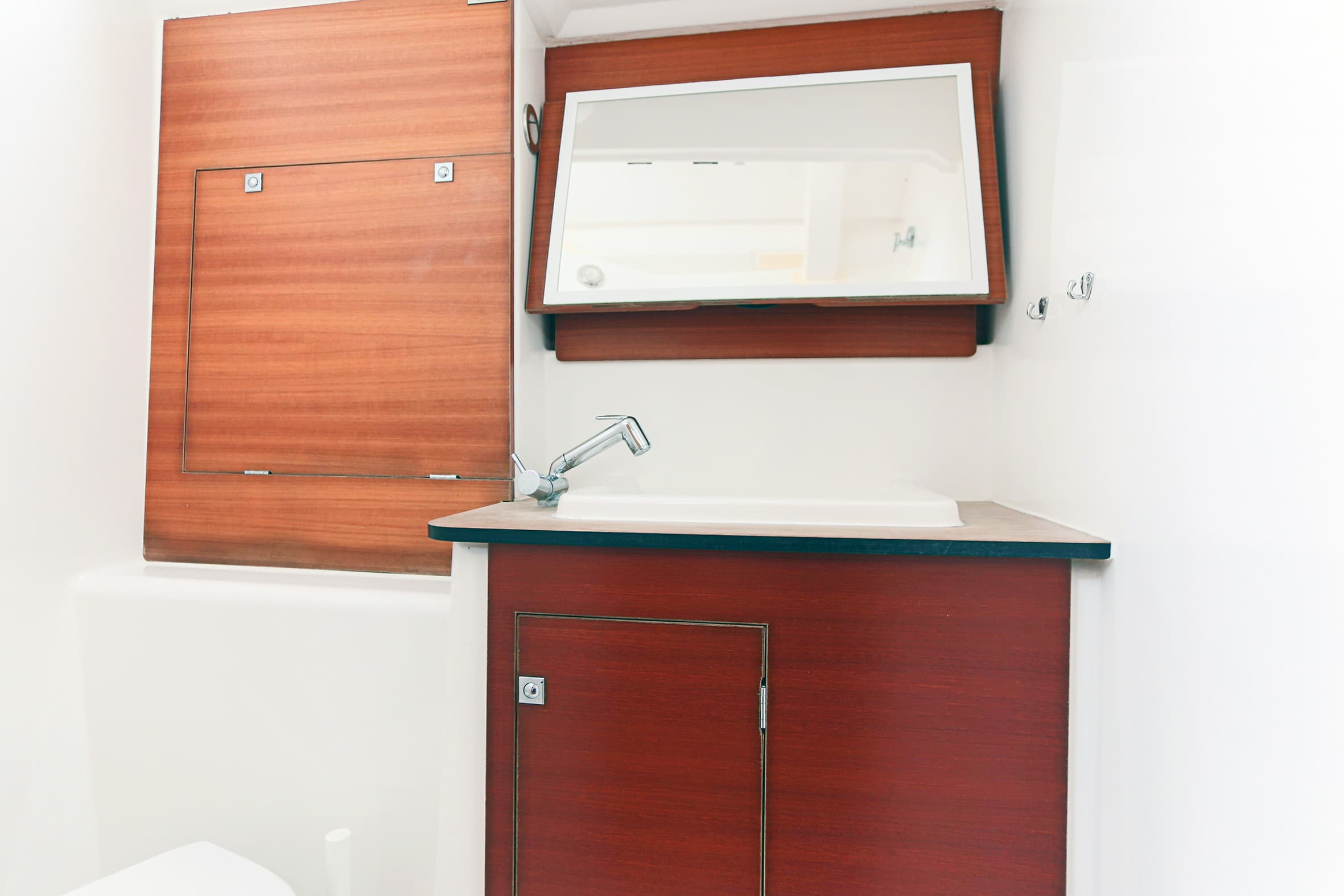 Dufour 460 Grand Large - photo 11