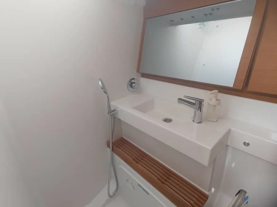 Sun Odyssey 440 - photo 7