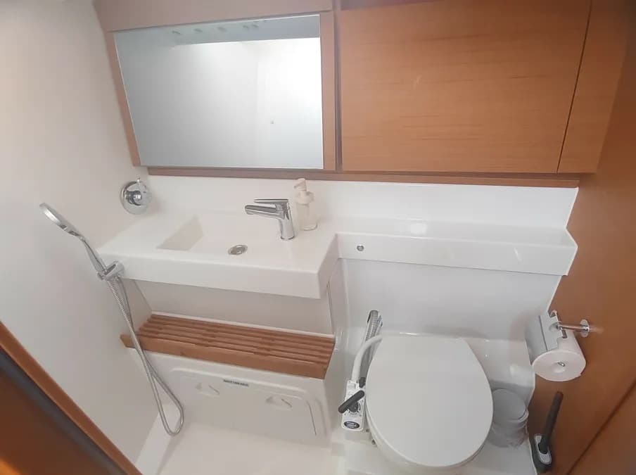 Sun Odyssey 440 - photo 4