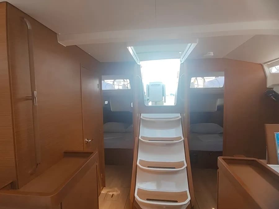 Sun Odyssey 440 - photo 9