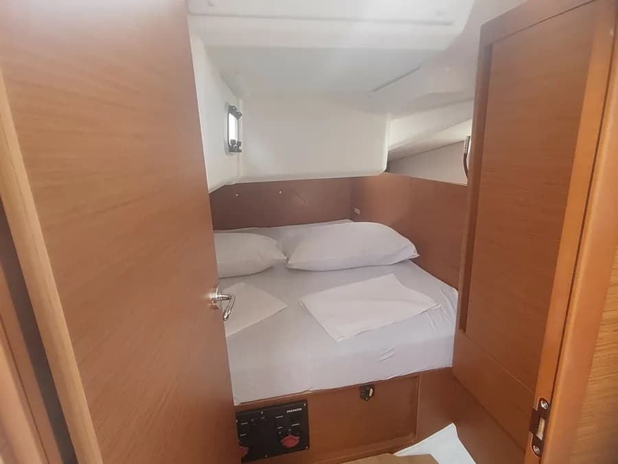 Sun Odyssey 440 - photo 8