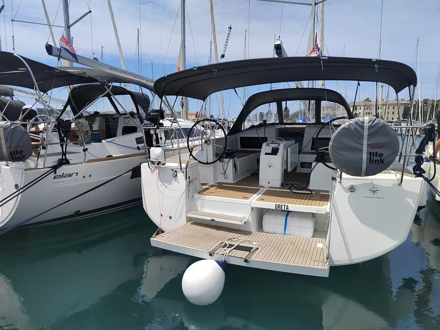 Sun Odyssey 440 - photo 6