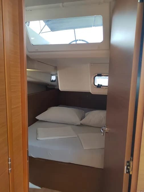 Sun Odyssey 440 - photo 10