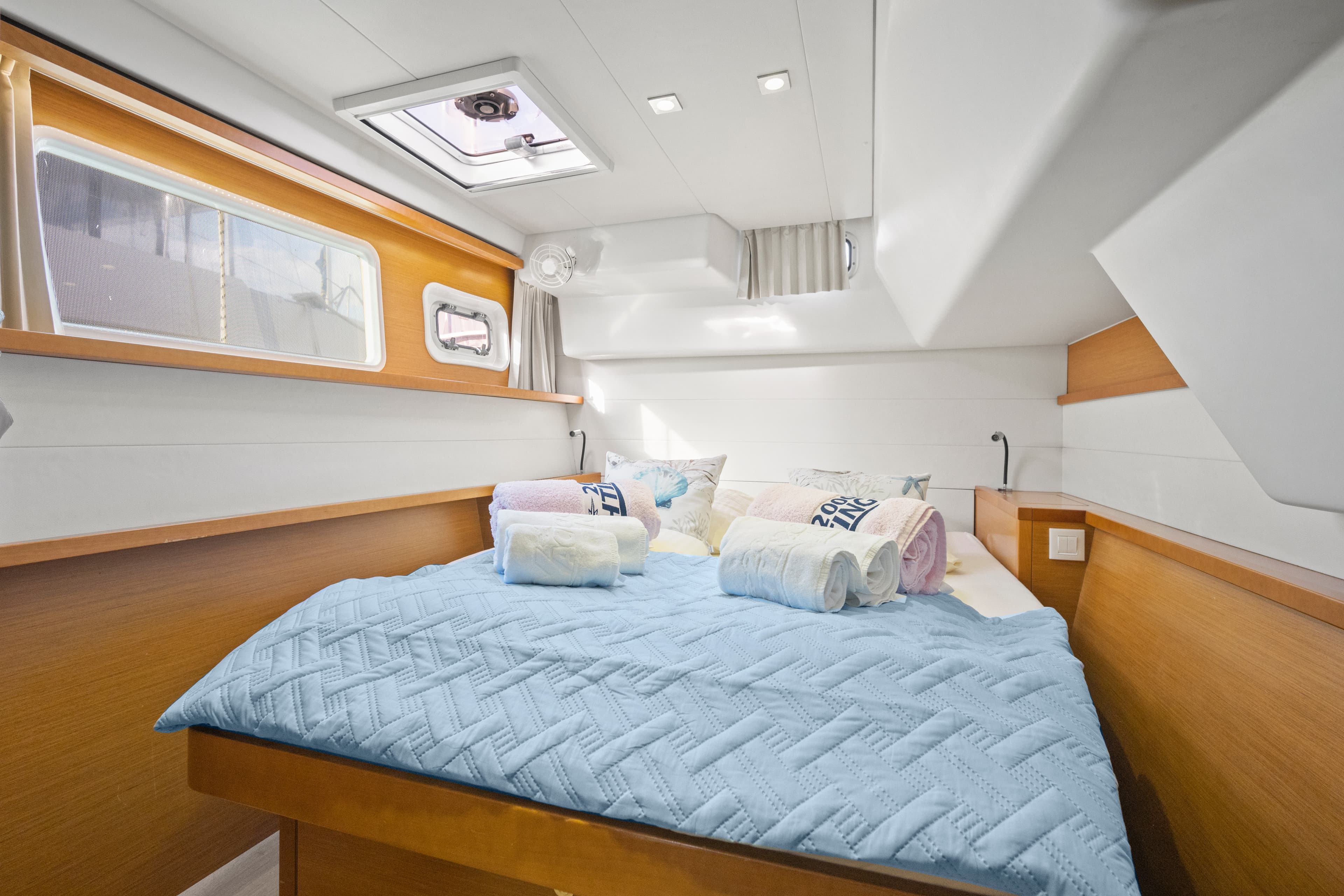 Lagoon 450 - photo 10