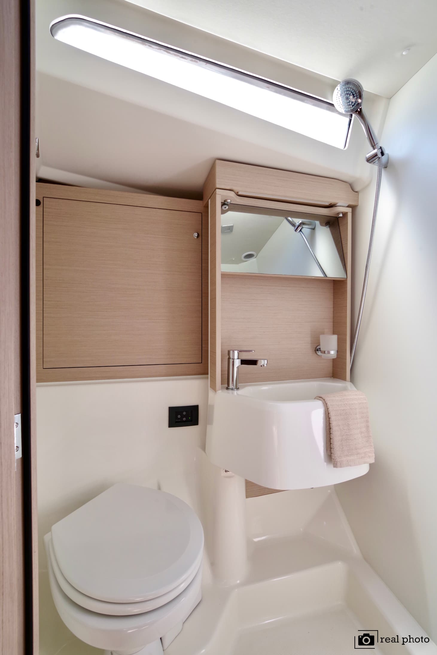 Oceanis 51.1 - photo 4