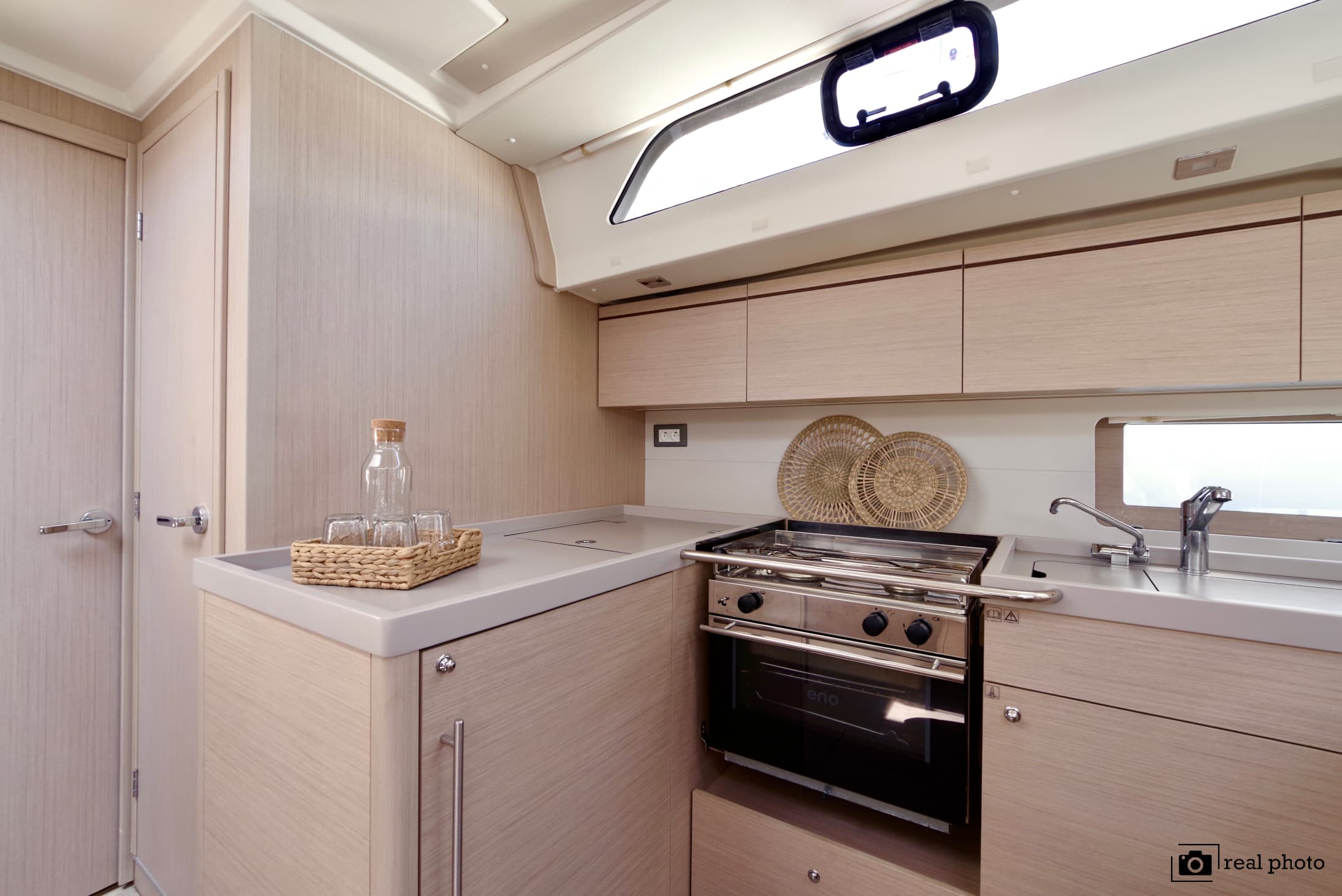 Oceanis 51.1 - photo 7