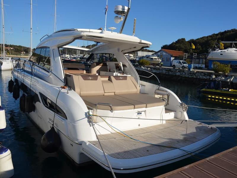 Bavaria Sport 450 HT - photo