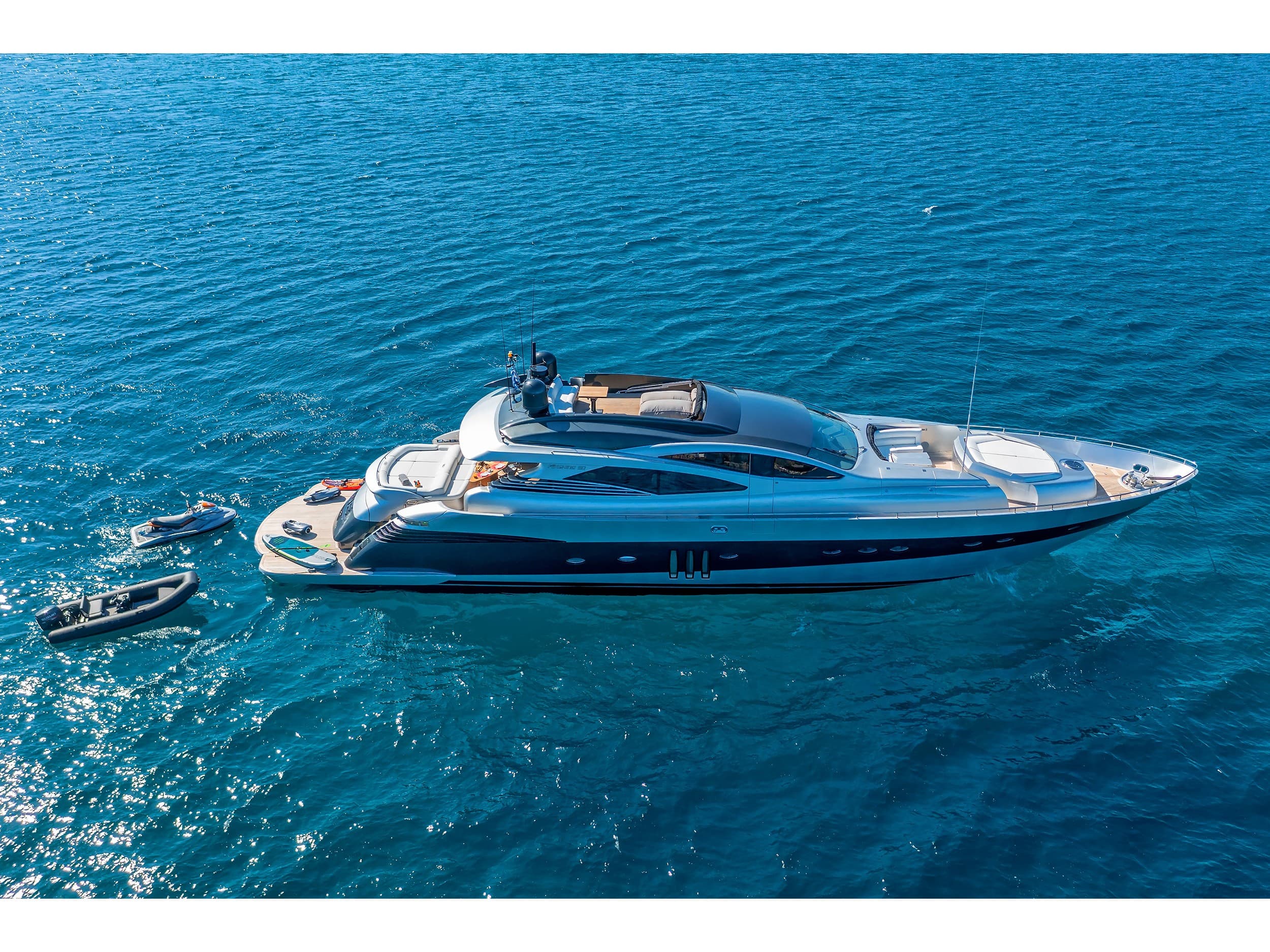Motoryacht - photo