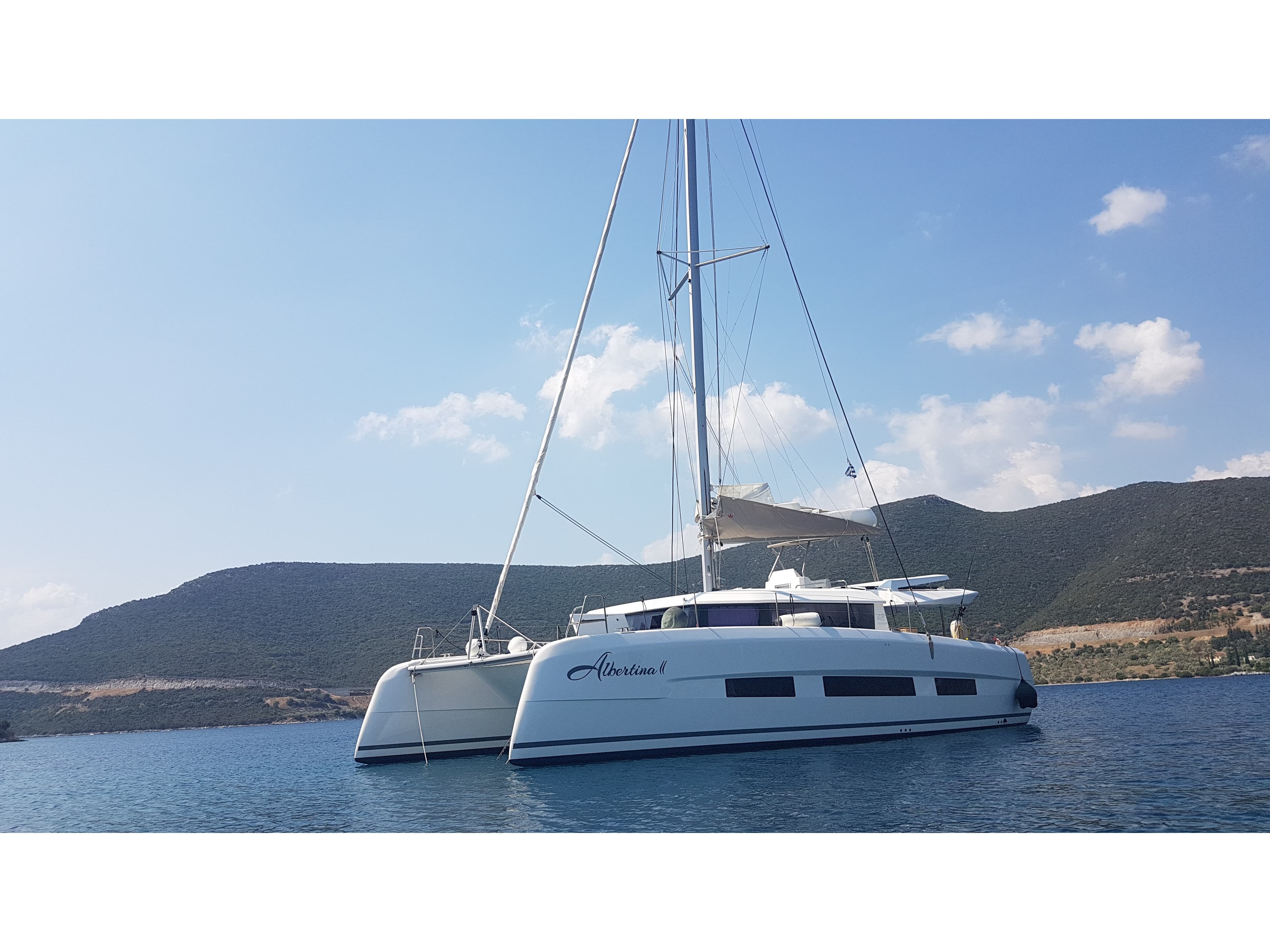 Dufour Catamaran 48 - photo