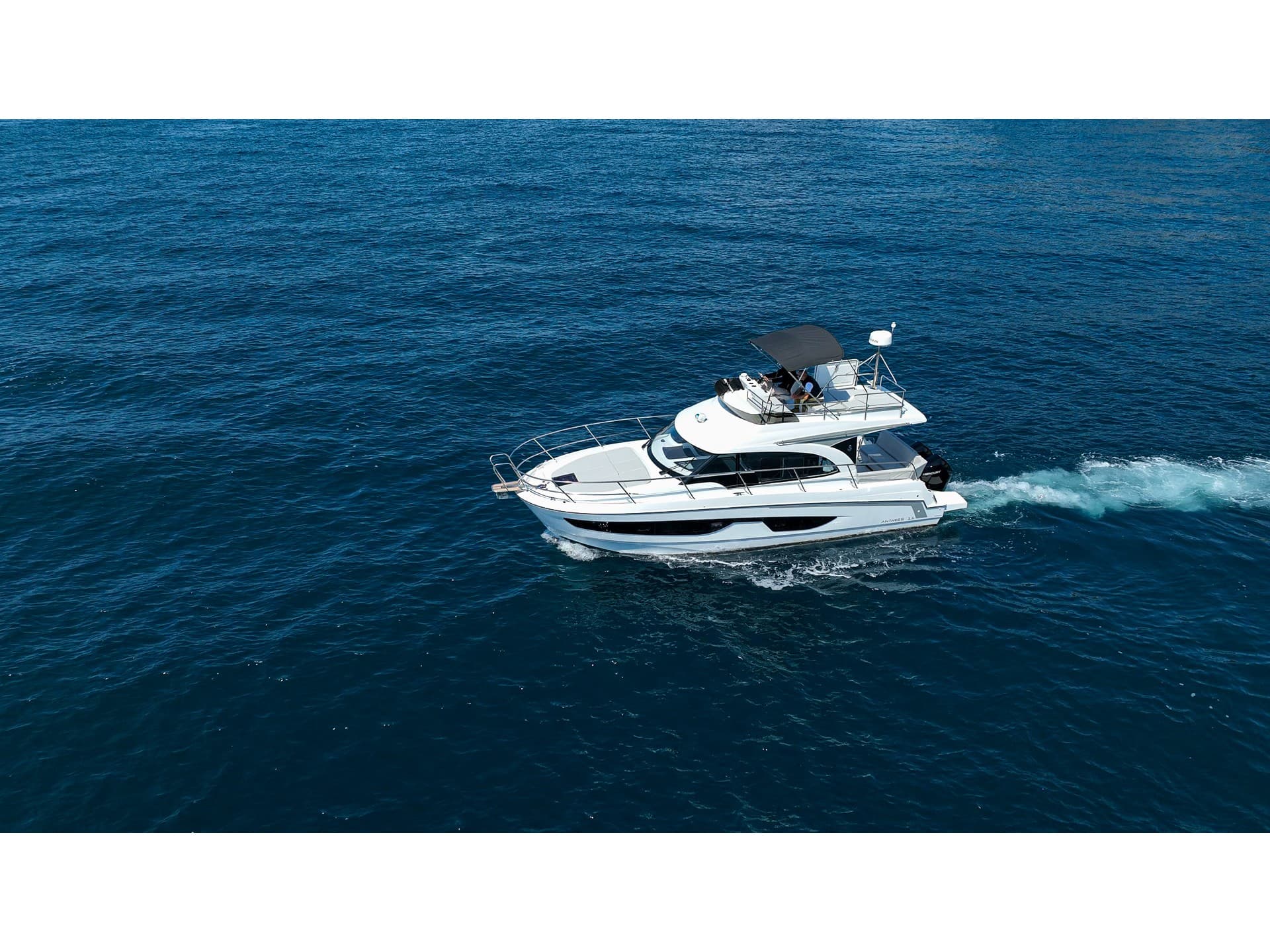 Antares 11 Fly - photo