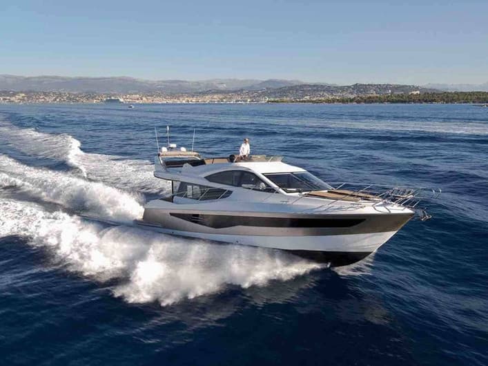 Galeon 550 Sky - photo