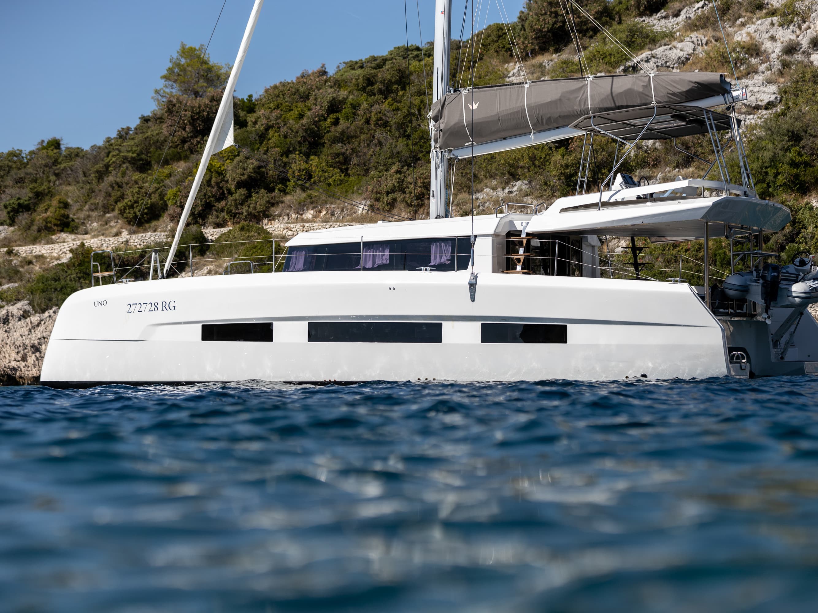 Dufour Catamaran 48 - photo