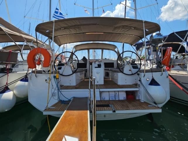 Sun Odyssey 410 - photo