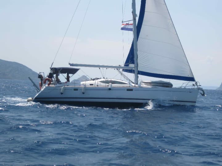Sun Odyssey 49DS - photo