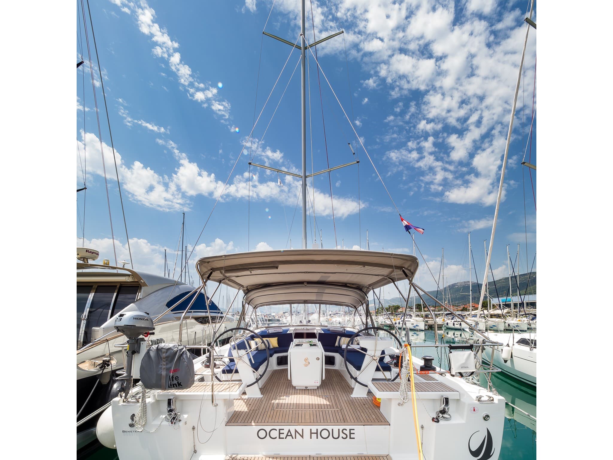 Oceanis 51.1 - photo
