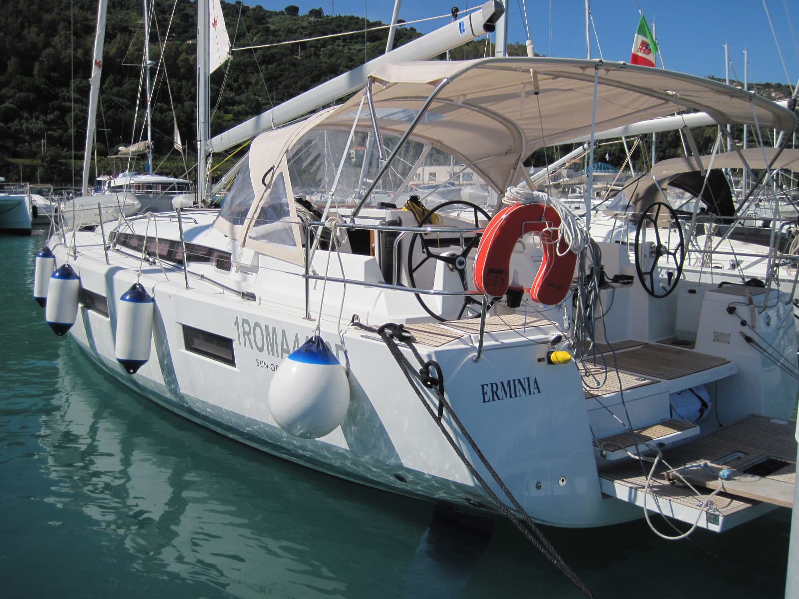 Sun Odyssey 440 - photo